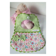 Yếm cho bé màu sắc nổi bật